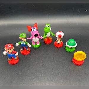 Nintendo Super Mario Brothers Chess Pieces Figures Lot of 7 Cake Toppers